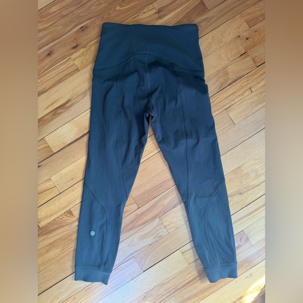 Lululemon train free high rise leggings